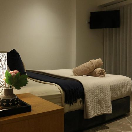 גולד קוסט Broadbeach Stunner Modern And Central מראה חיצוני תמונה