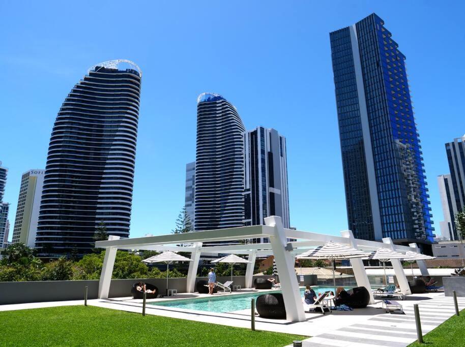 גולד קוסט Broadbeach Stunner Modern And Central מראה חיצוני תמונה