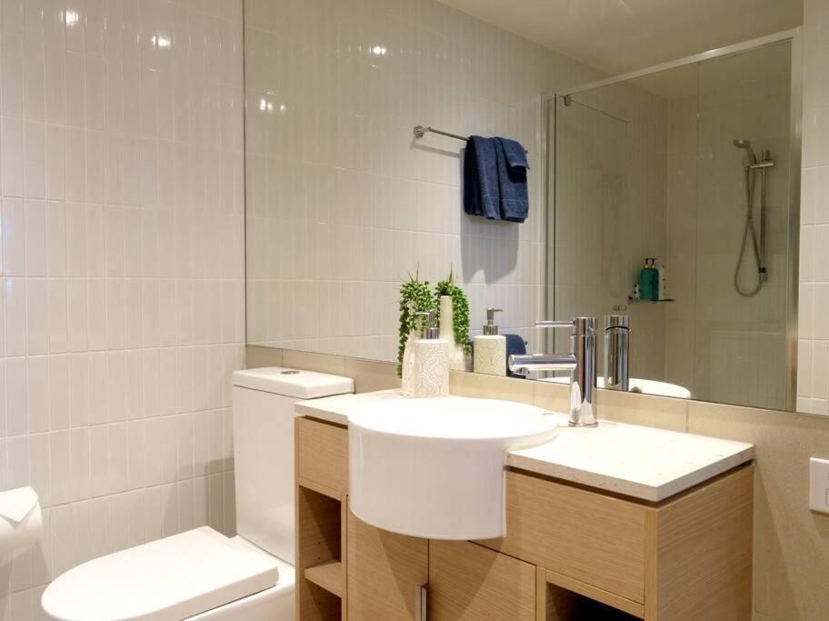 גולד קוסט Broadbeach Stunner Modern And Central מראה חיצוני תמונה