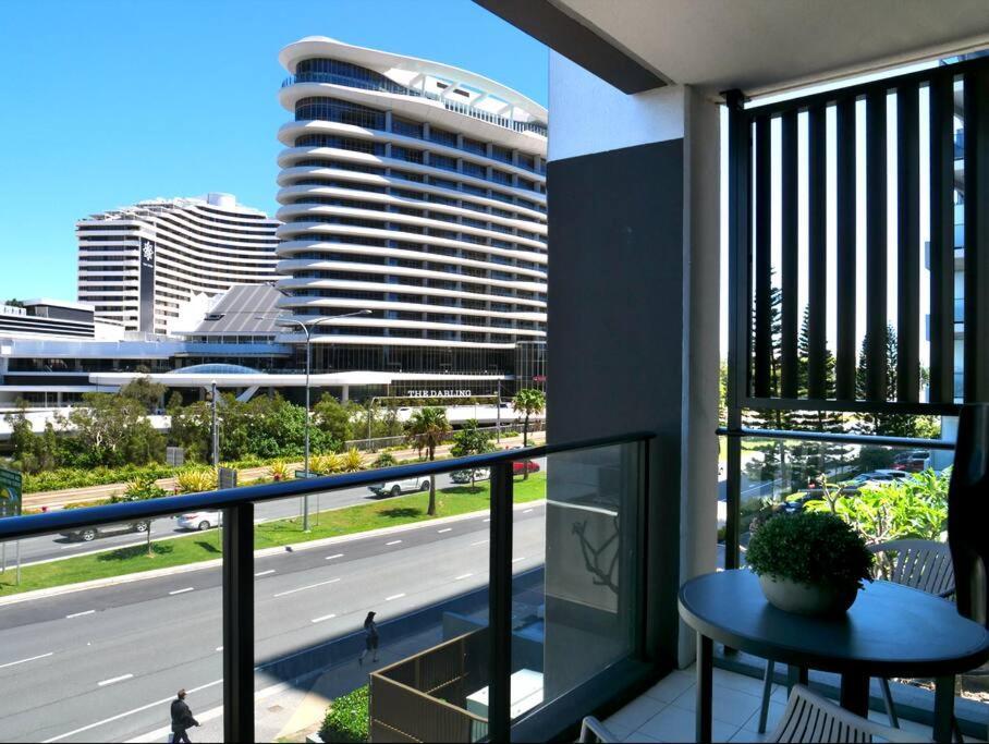 גולד קוסט Broadbeach Stunner Modern And Central מראה חיצוני תמונה