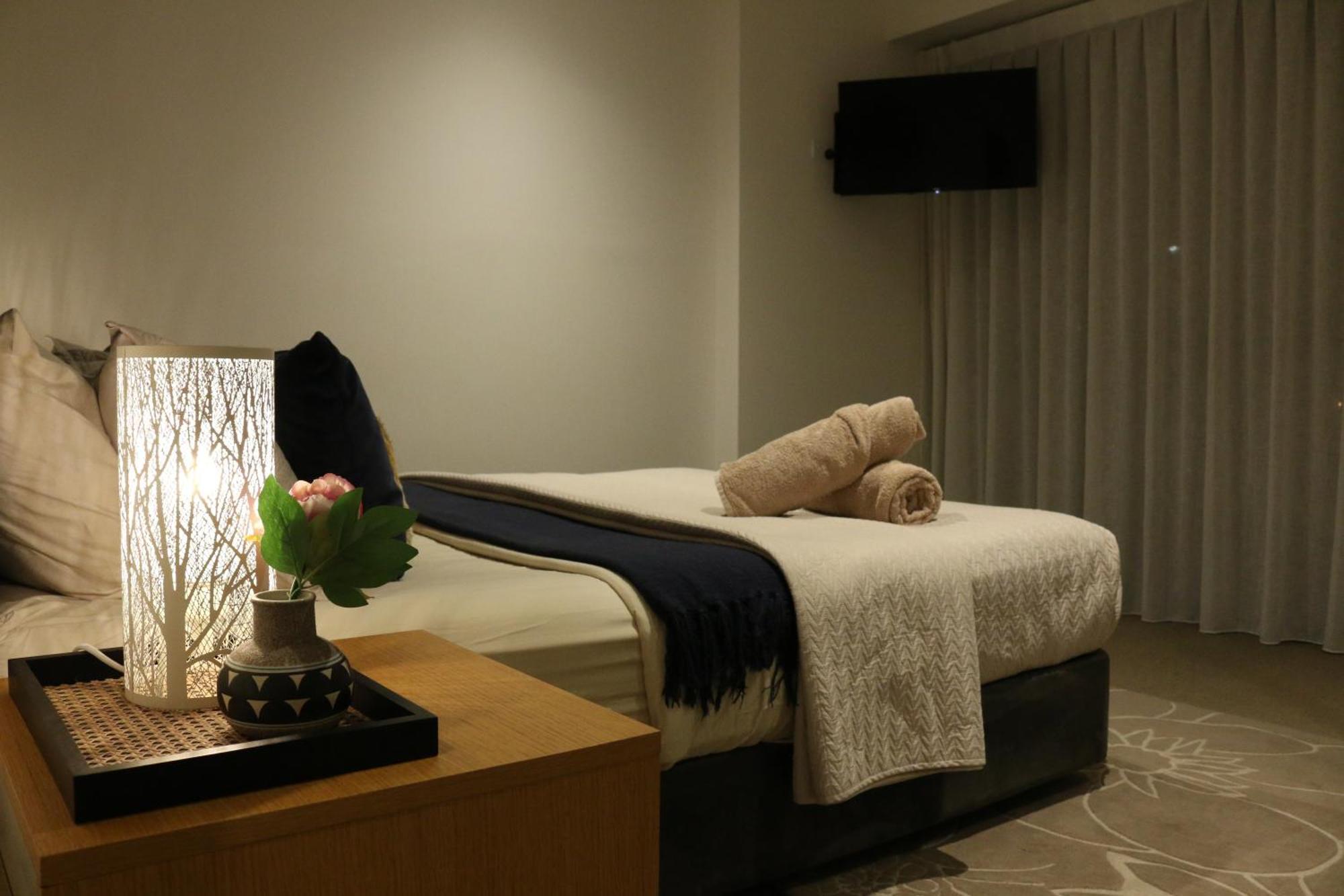 גולד קוסט Broadbeach Stunner Modern And Central מראה חיצוני תמונה
